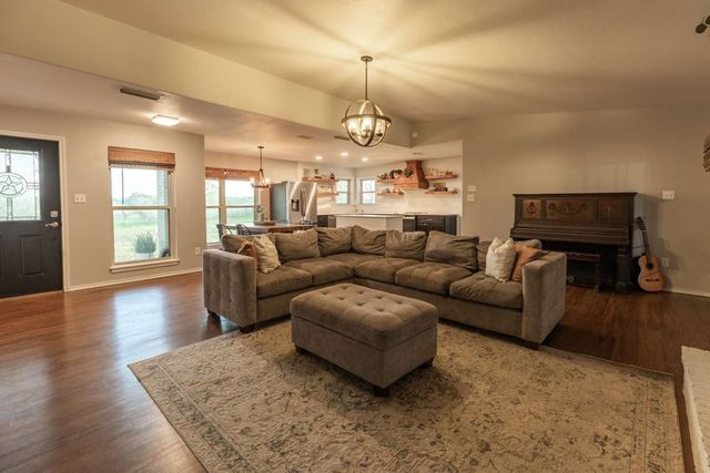 3999 County Road 2408, Winnsboro, TX 75494