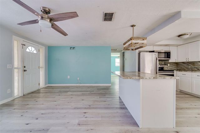 7404 PRINCETON DRIVE, Hudson, FL 34667