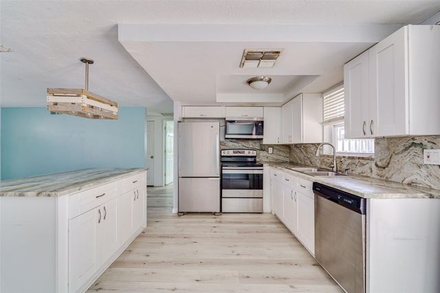 7404 PRINCETON DRIVE, Hudson, FL 34667