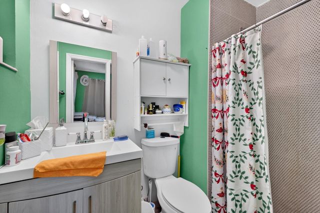 1501 NW 41ST Street, Oakland Park, FL 33309
