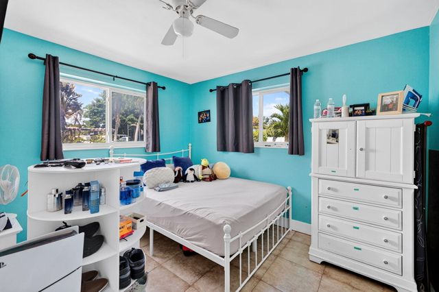 1501 NW 41ST Street, Oakland Park, FL 33309