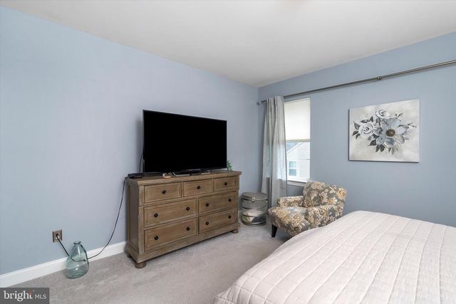 15 MUSEUM DR, Eastampton, NJ 08060