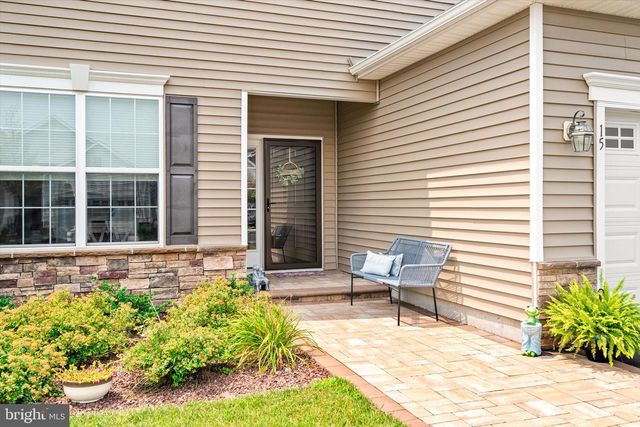15 MUSEUM DR, Eastampton, NJ 08060