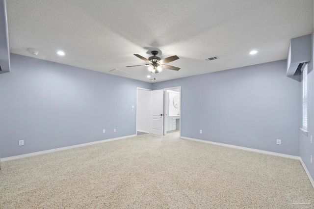 2873 Whisper Lake Dr, Gulf Breeze, FL 32563