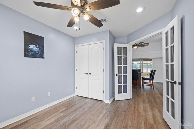 2873 Whisper Lake Dr, Gulf Breeze, FL 32563