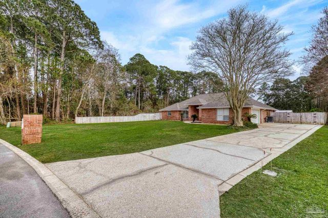 2873 Whisper Lake Dr, Gulf Breeze, FL 32563