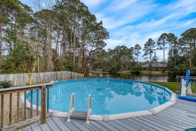 2873 Whisper Lake Dr, Gulf Breeze, FL 32563