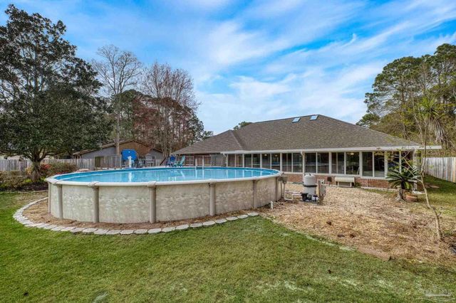 2873 Whisper Lake Dr, Gulf Breeze, FL 32563