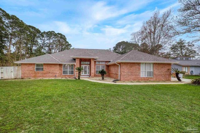 2873 Whisper Lake Dr, Gulf Breeze, FL 32563