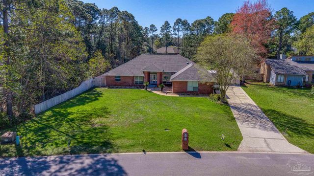 2873 Whisper Lake Dr, Gulf Breeze, FL 32563