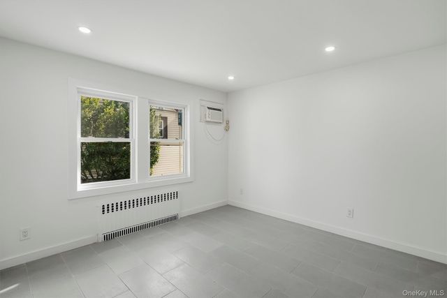 3079 Fearn Place, Bronx, NY 10465