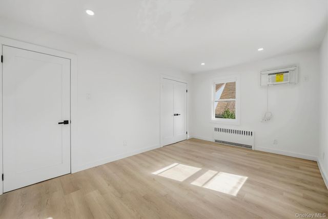 3079 Fearn Place, Bronx, NY 10465