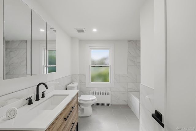 3079 Fearn Place, Bronx, NY 10465