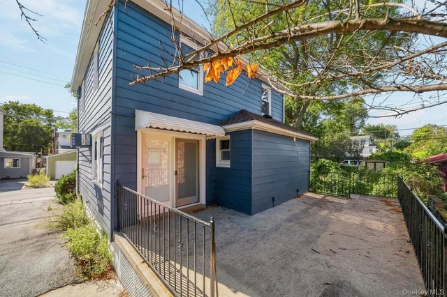 3079 Fearn Place, Bronx, NY 10465