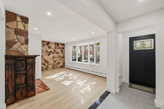 3079 Fearn Place, Bronx, NY 10465