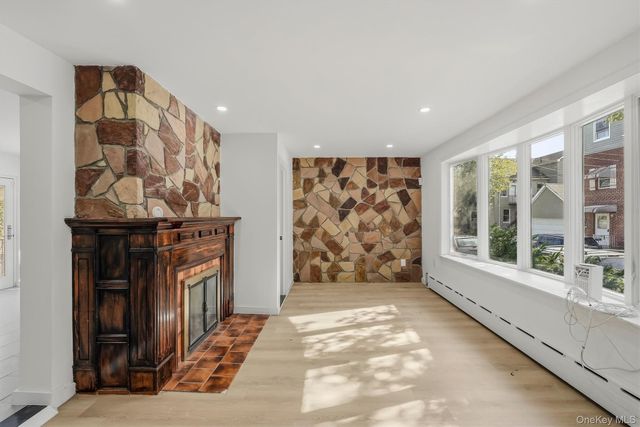 3079 Fearn Place, Bronx, NY 10465