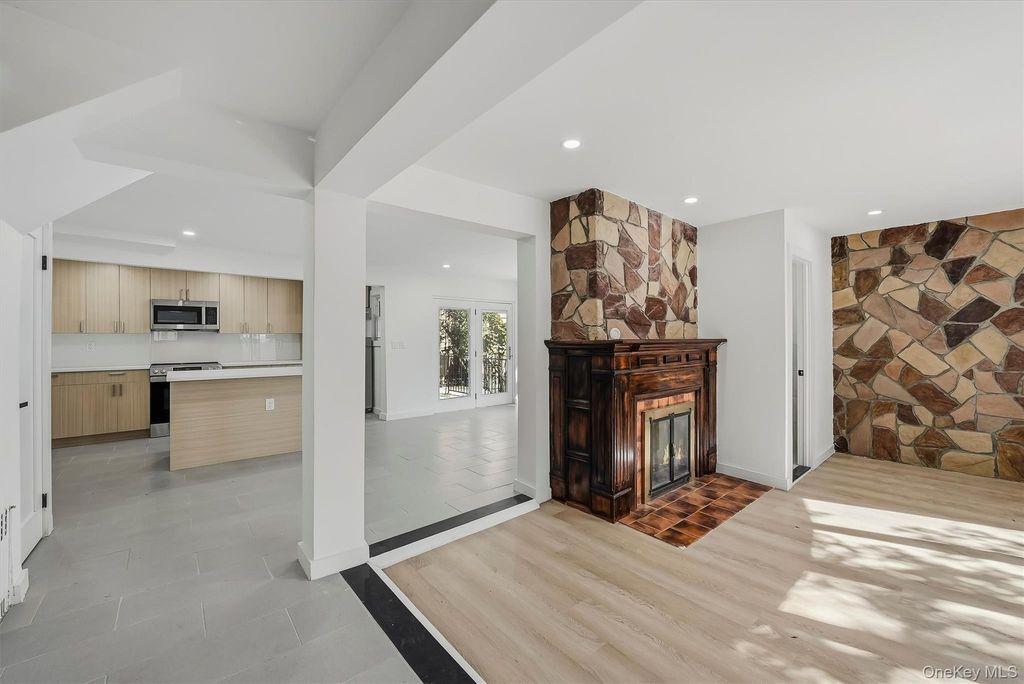 3079 Fearn Place, Bronx, NY 10465 — photo 4