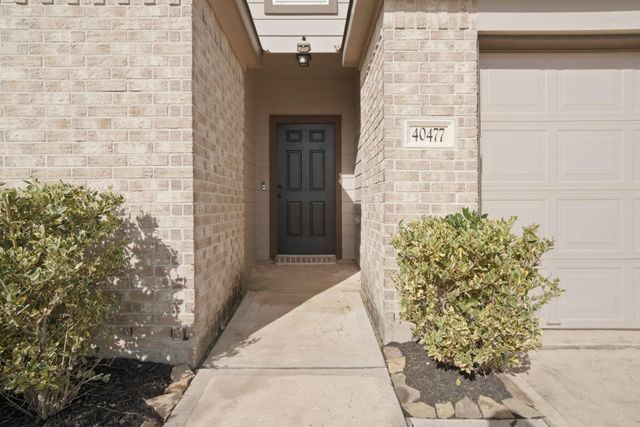 40477 Mostyn Lake Drive, Magnolia, TX 77354