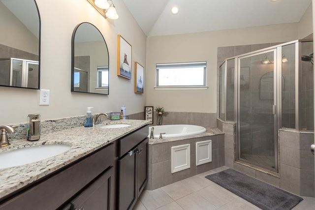 95 CHESNUT RIDGE DR, Oakland, TN 38060