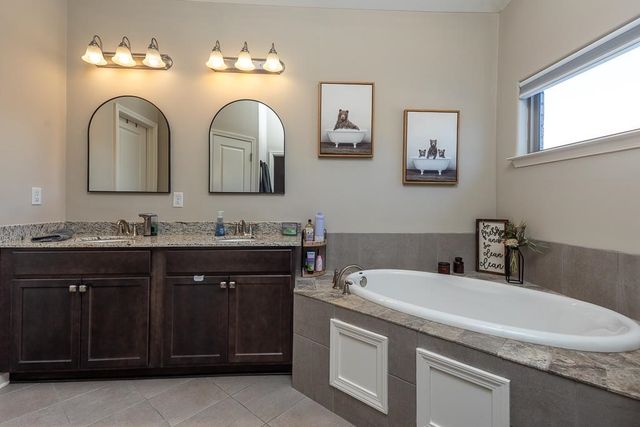 95 CHESNUT RIDGE DR, Oakland, TN 38060