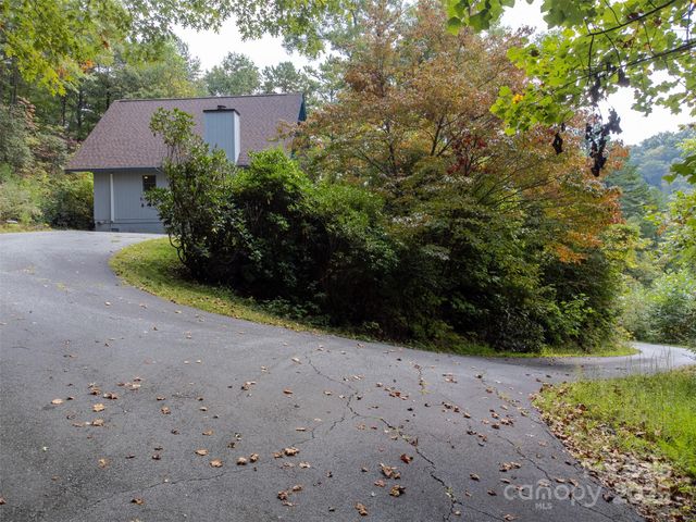 365 Duckback Trail, Whittier, NC 28789