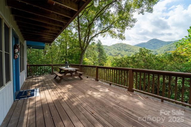 365 Duckback Trail, Whittier, NC 28789
