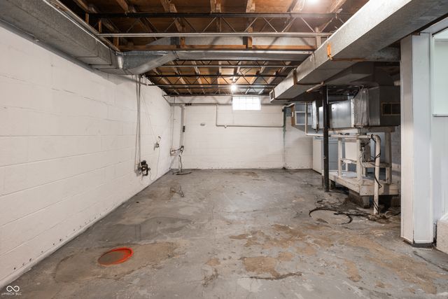1825 E Legrande Avenue, Indianapolis, IN 46203