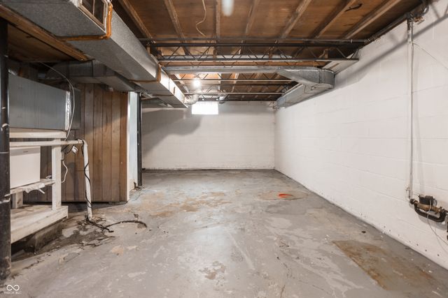 1825 E Legrande Avenue, Indianapolis, IN 46203