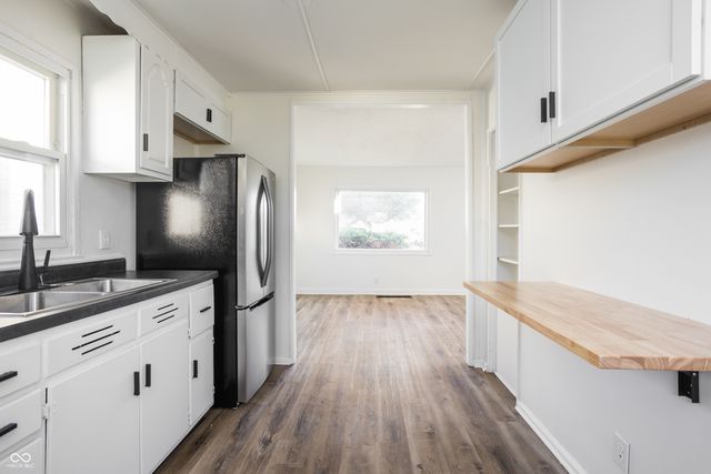 1825 E Legrande Avenue, Indianapolis, IN 46203