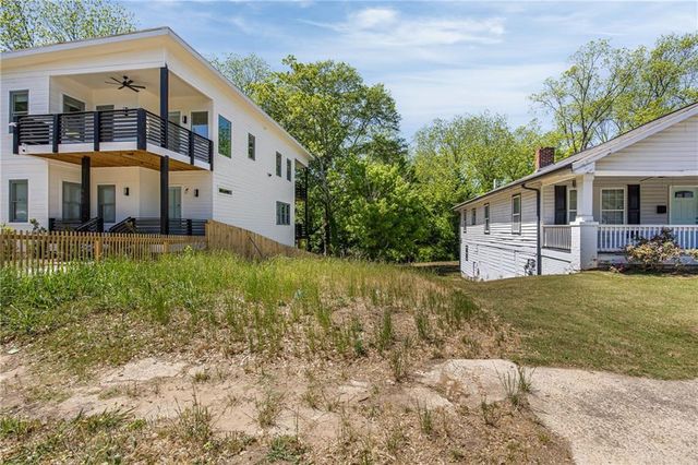 957 Ashby Circle NW, Atlanta, GA 30314