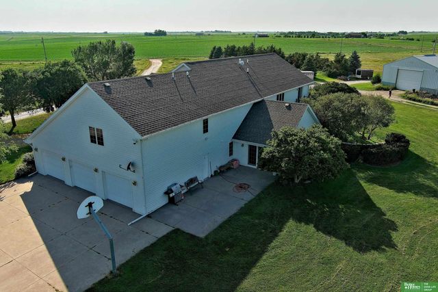 1107 Road P Road, York, NE 68467
