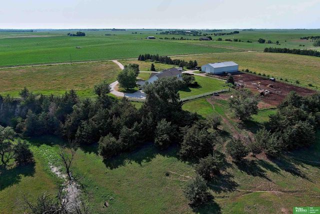 1107 Road P Road, York, NE 68467