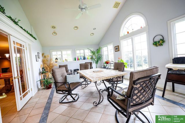 1107 Road P Road, York, NE 68467