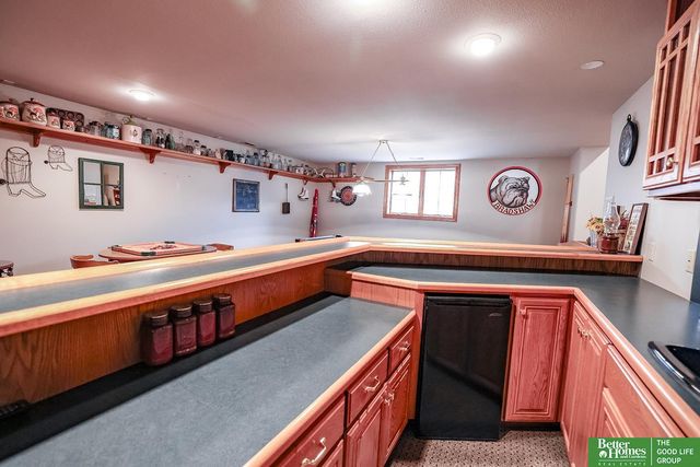 1107 Road P Road, York, NE 68467