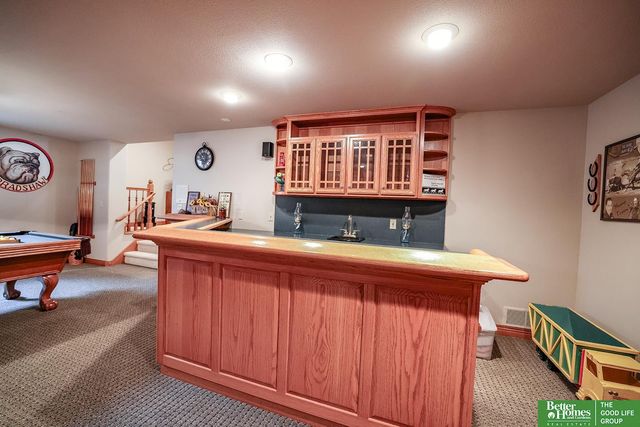 1107 Road P Road, York, NE 68467