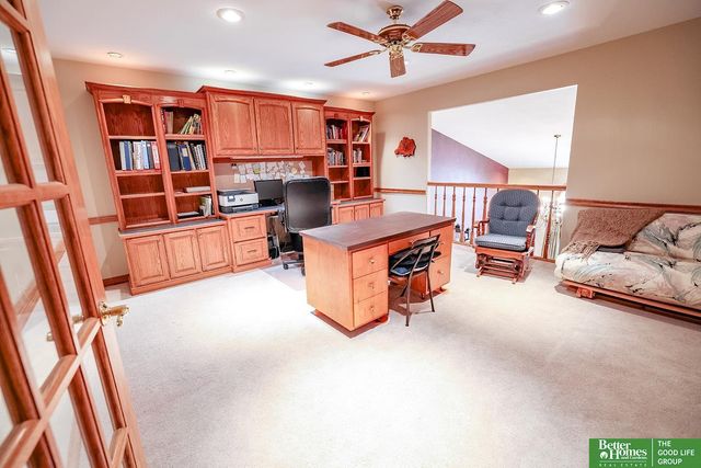 1107 Road P Road, York, NE 68467