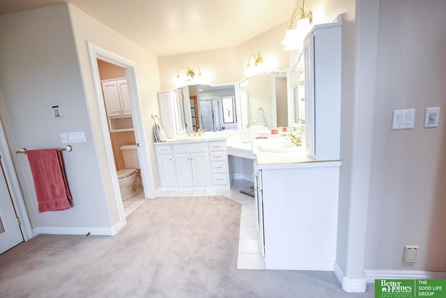 1107 Road P Road, York, NE 68467