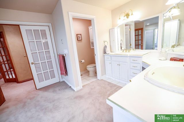 1107 Road P Road, York, NE 68467