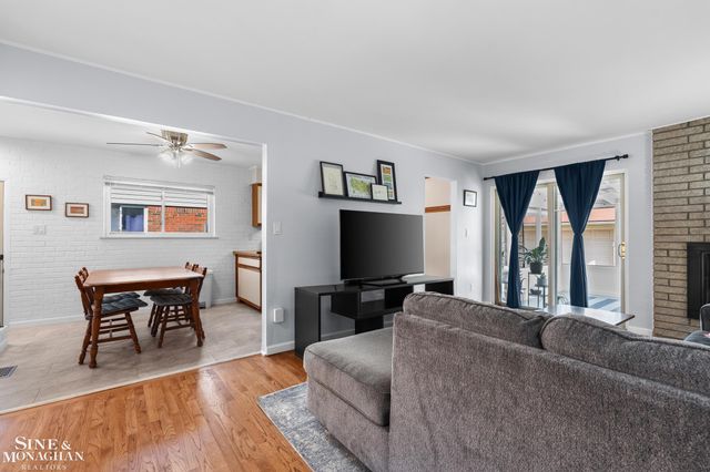 28300 MacKenzie Drive, Westland, MI 48185