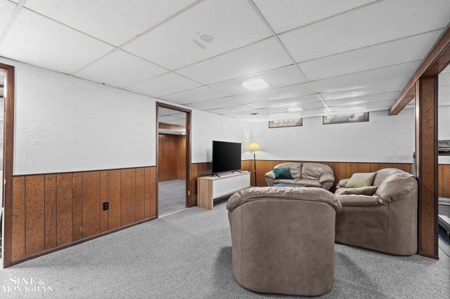 28300 MacKenzie Drive, Westland, MI 48185