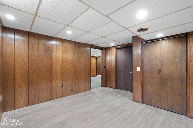 28300 MacKenzie Drive, Westland, MI 48185