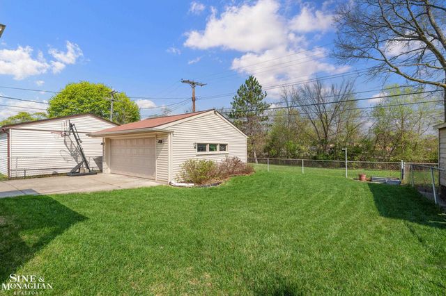 28300 MacKenzie Drive, Westland, MI 48185