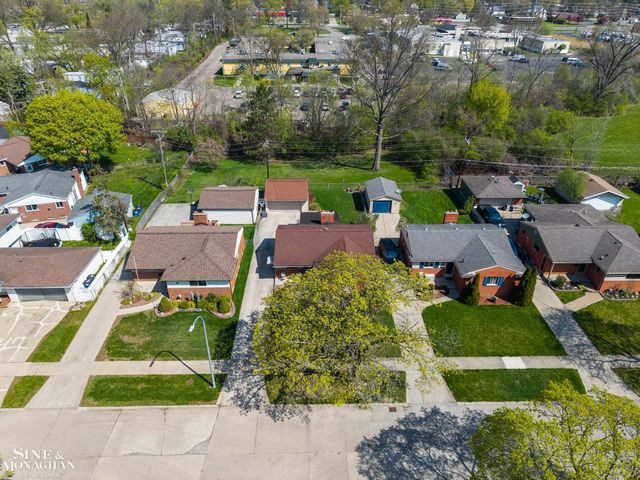 28300 MacKenzie Drive, Westland, MI 48185