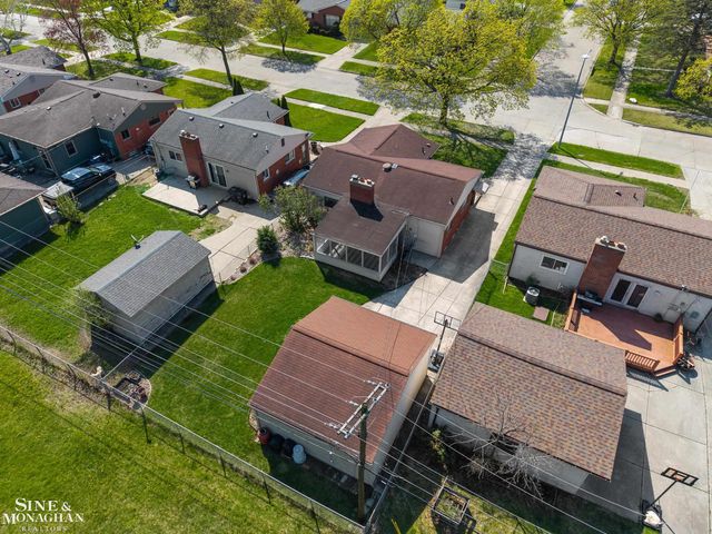 28300 MacKenzie Drive, Westland, MI 48185