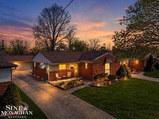 28300 MacKenzie Drive, Westland, MI 48185