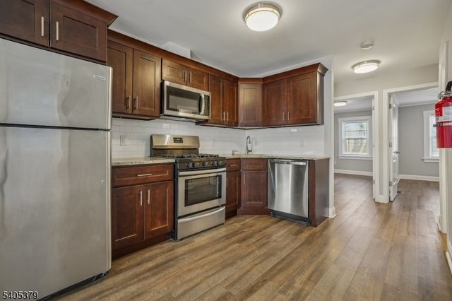 116 Maple Ave, Montclair Twp., NJ 07042