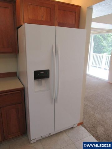 2572 & 2574 Arroyo Ridge Ct NW, Salem, OR 97304