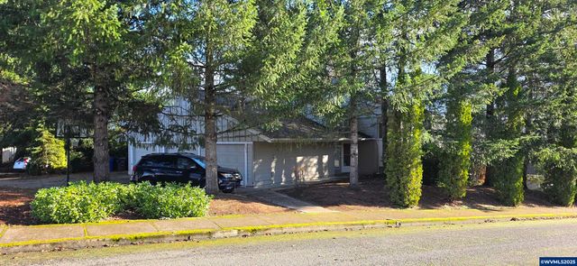 2572 & 2574 Arroyo Ridge Ct NW, Salem, OR 97304