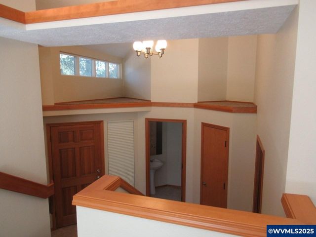 2572 & 2574 Arroyo Ridge Ct NW, Salem, OR 97304