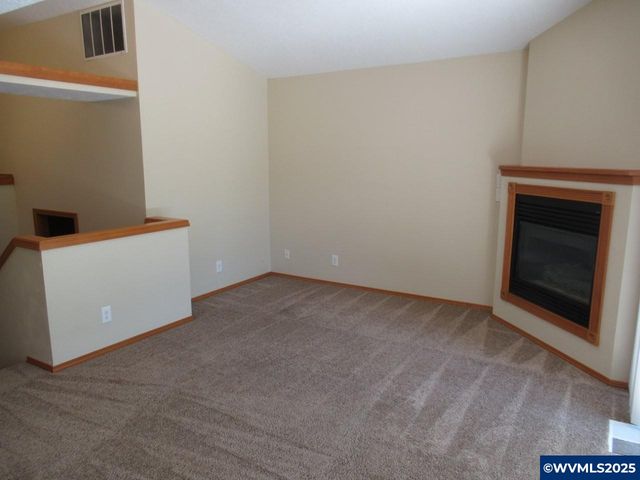 2572 & 2574 Arroyo Ridge Ct NW, Salem, OR 97304